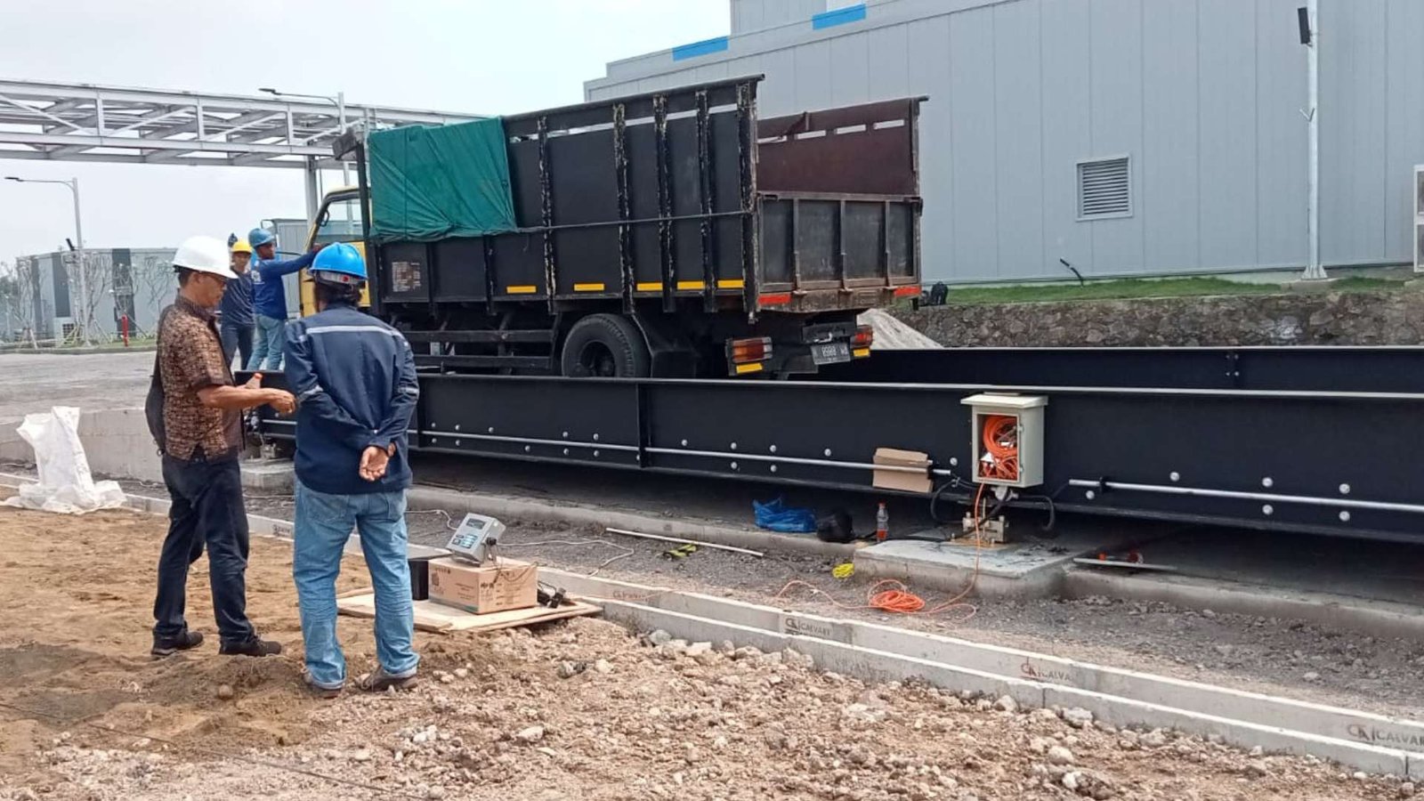 Laboratory Scale Image